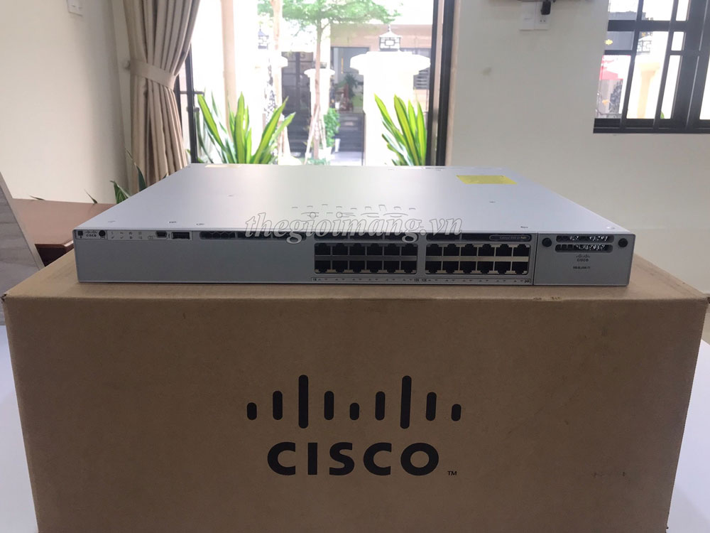 Cisco C9300-24P-E 