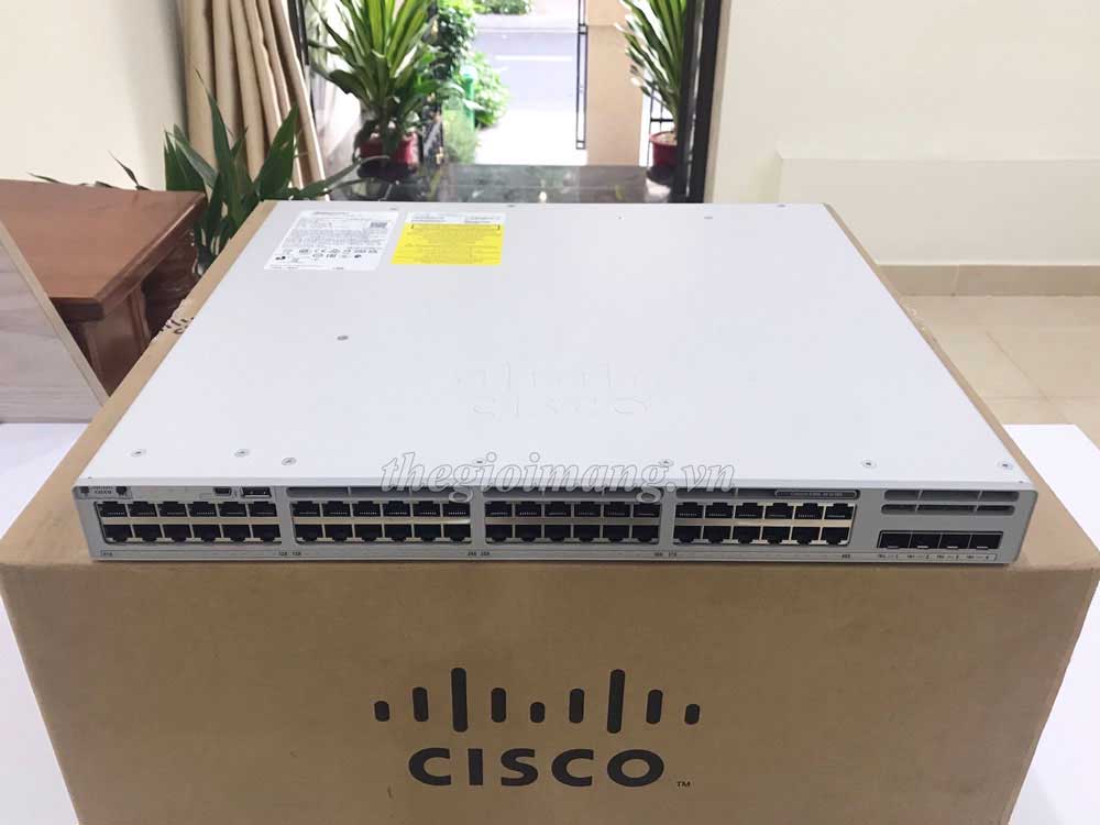 Cisco C9300L-48T-4X-A 