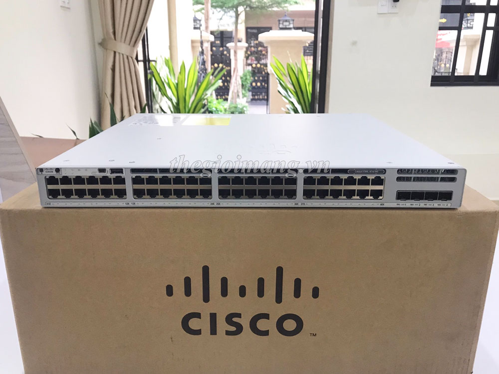 Cisco C9300L-48T-4X-E 