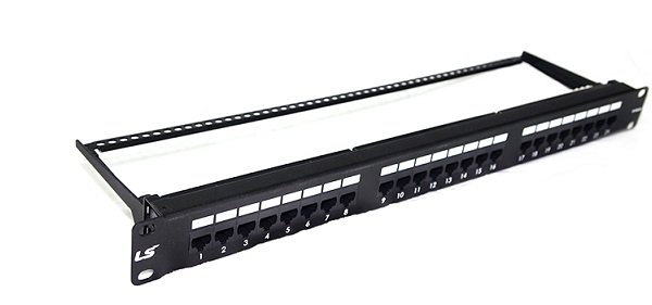 Patch panel LS 24-port...